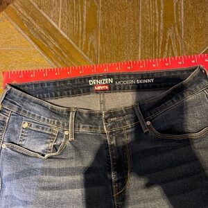 Levi's dark wash denim skinny jeans #denimlove W30 L34 170/76A